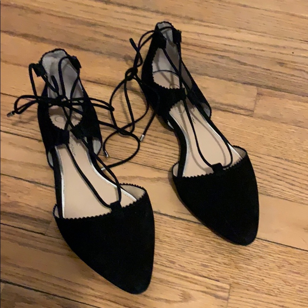 black lace up flats
